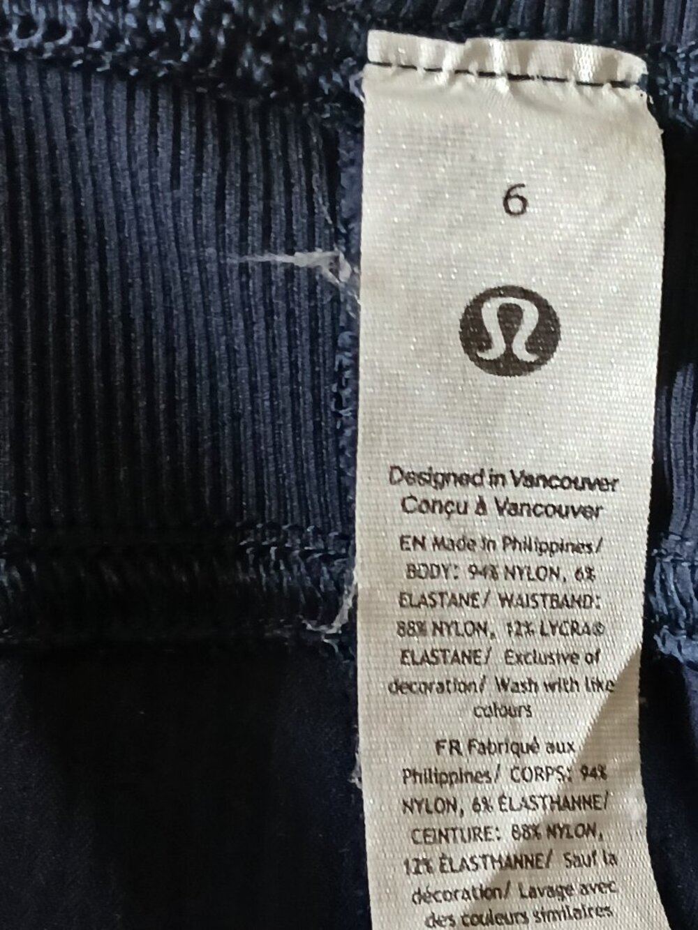 Lululemon Dance Studio Crop Pant 25" Inseam True Navy Size 6 - Picture 7 of 10